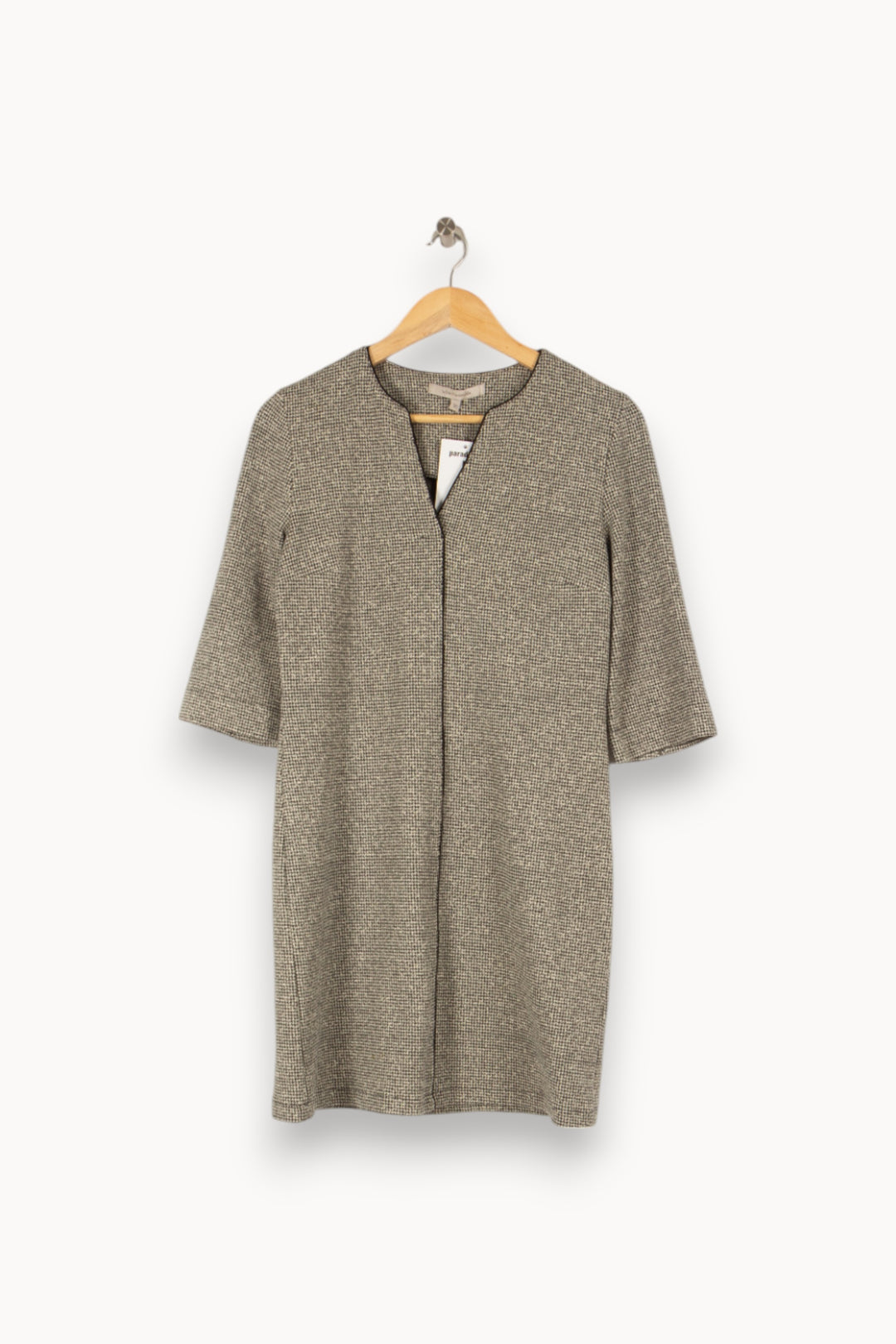 Robe noire et blanche - Taille M/38 de la marque La Fée Maraboutée | PARAD44450 - Vendu par Paradigme - Image 1