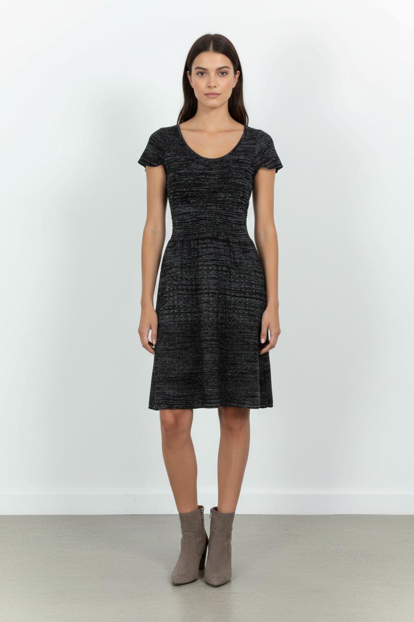 Robe Courte Noire - Taille S/36 de la marque ZAPA | PARAD44730 - Vendu par Paradigme - Image 1