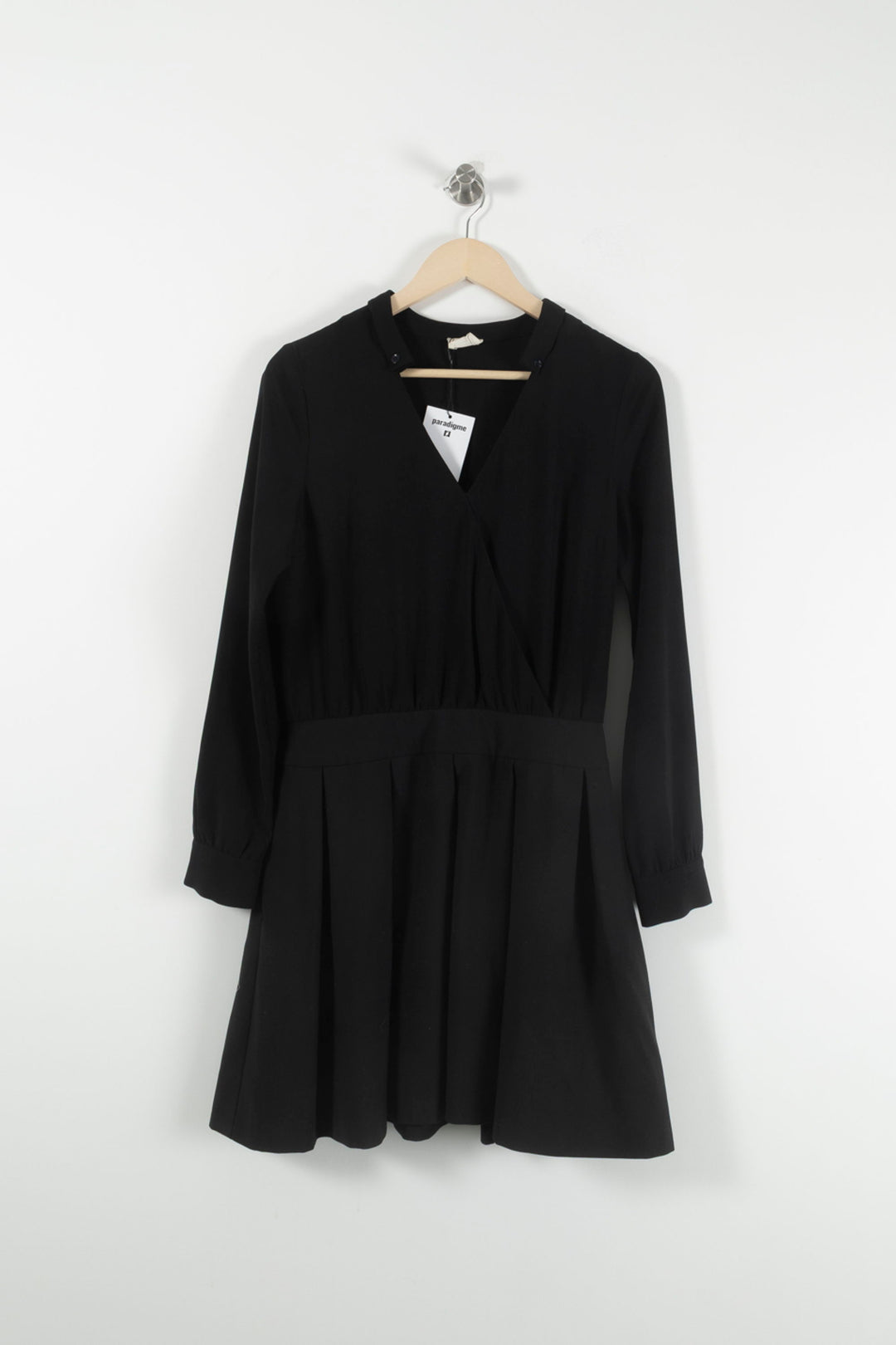 Robe Noire - Taille M/38 de la marque ba&sh | PARAD45072 - Vendu par Paradigme - Image 2