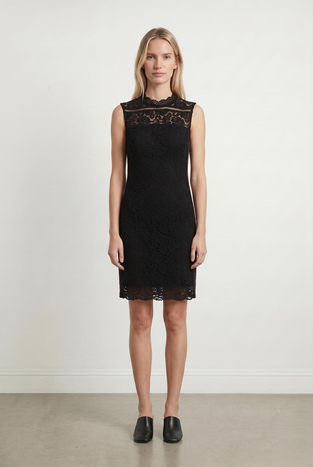 Robe noire en dentelle - Taille S/36 de la marque IKKS | PARAD45247 - Vendu par Paradigme - Image 1