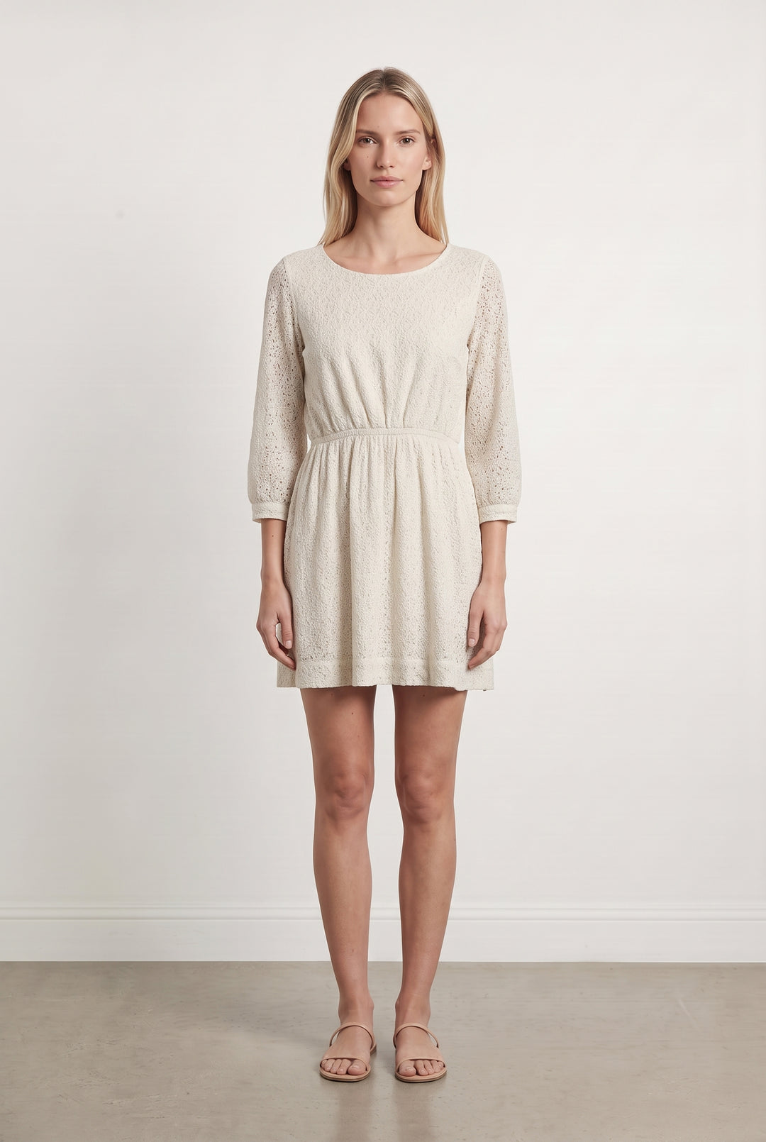 Robe midi blanche - Taille S/36 de la marque Soeur | PARAD45618 - Vendu par Paradigme - Image 1