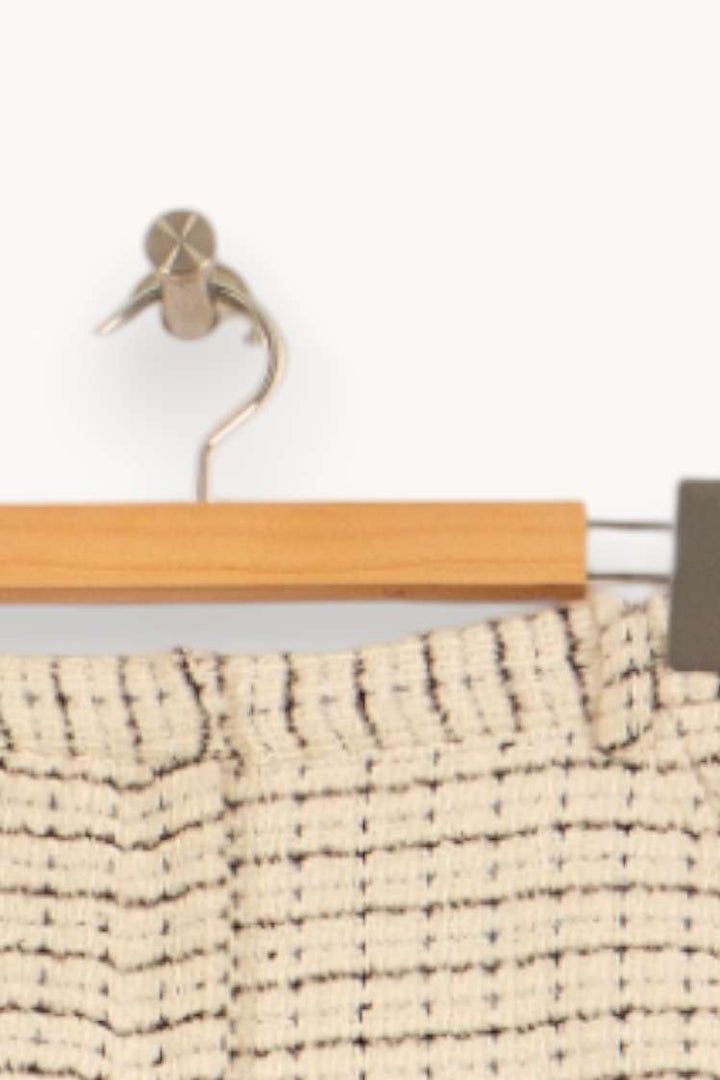 Short Écru et Noir - Taille S/36 de la marque Maje | PARAD46084 - Vendu par Paradigme - Image 3