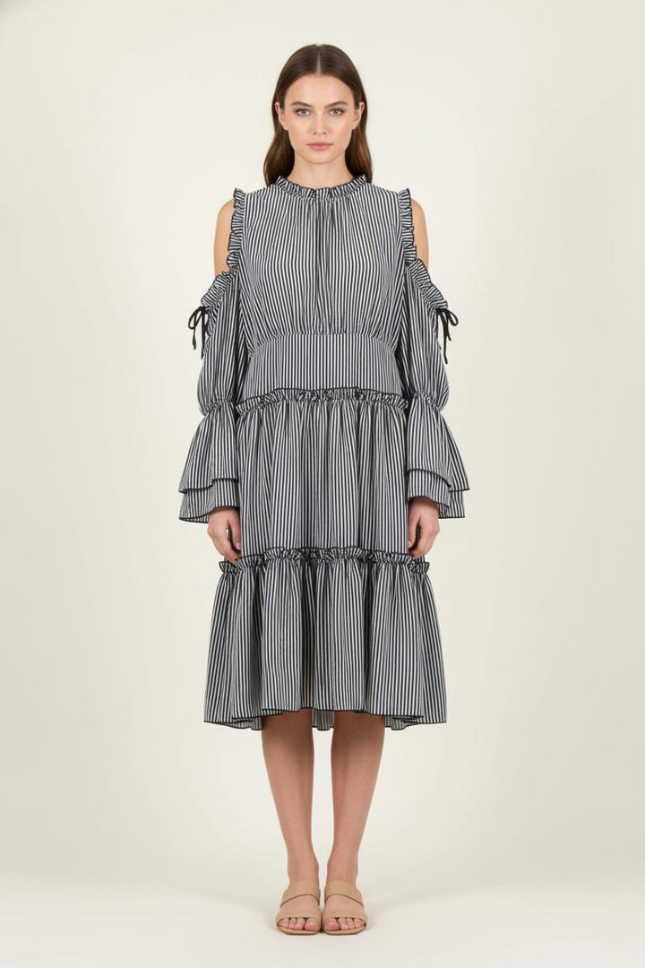 Robe Midi Rayée Noire et Blanche - Taille M/38 de la marque Maje | PARAD46400 - Vendu par Paradigme - Image 1