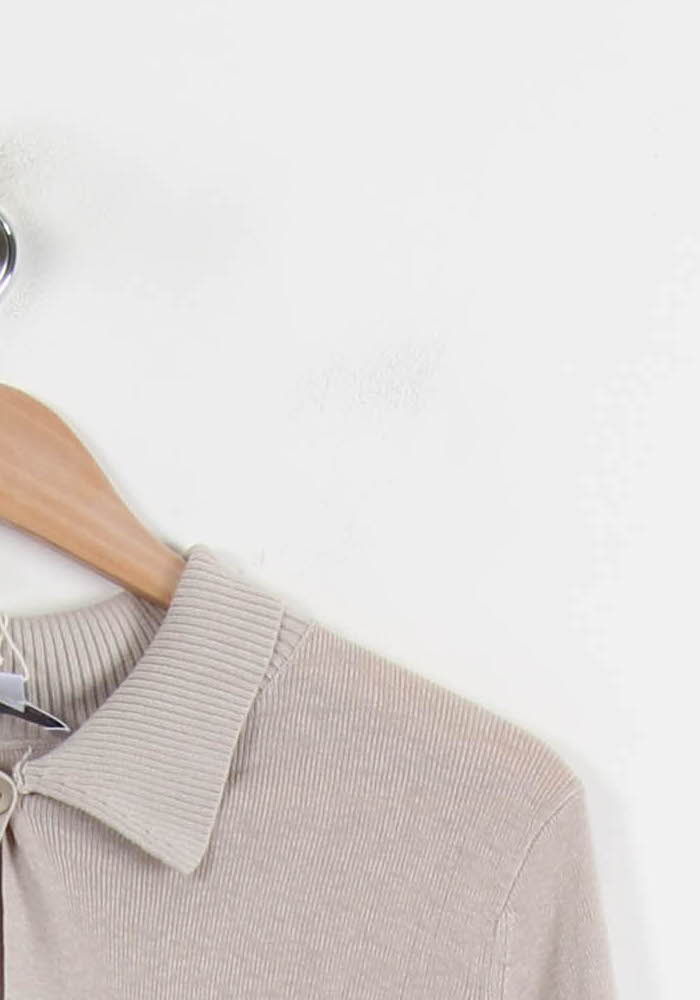 Cardigan Beige - Taille M/38 de la marque Agnès b. | PARAD46418 - Vendu par Paradigme - Image 3