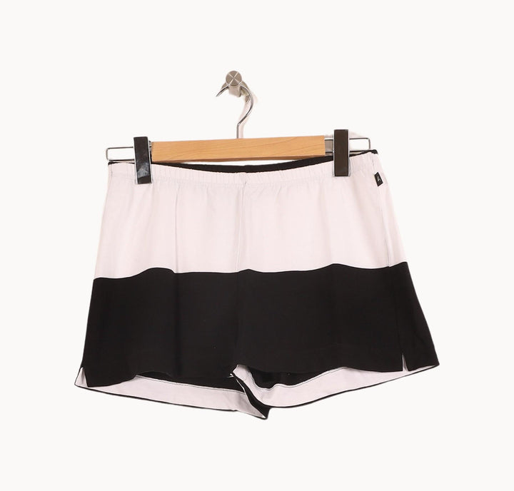 Short Noir et Blanc - Taille M/38 de la marque Agnès b. | PARAD46546 - Vendu par Paradigme - Image 2