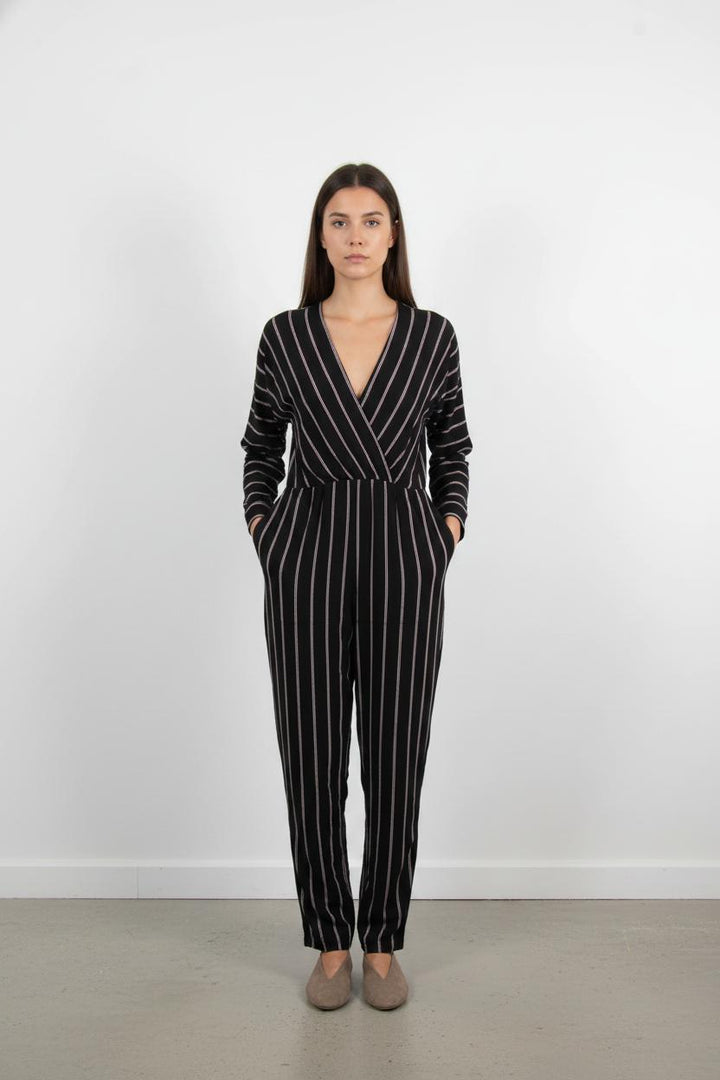 Combinaison Noire à Rayures Blanches - Taille S/36