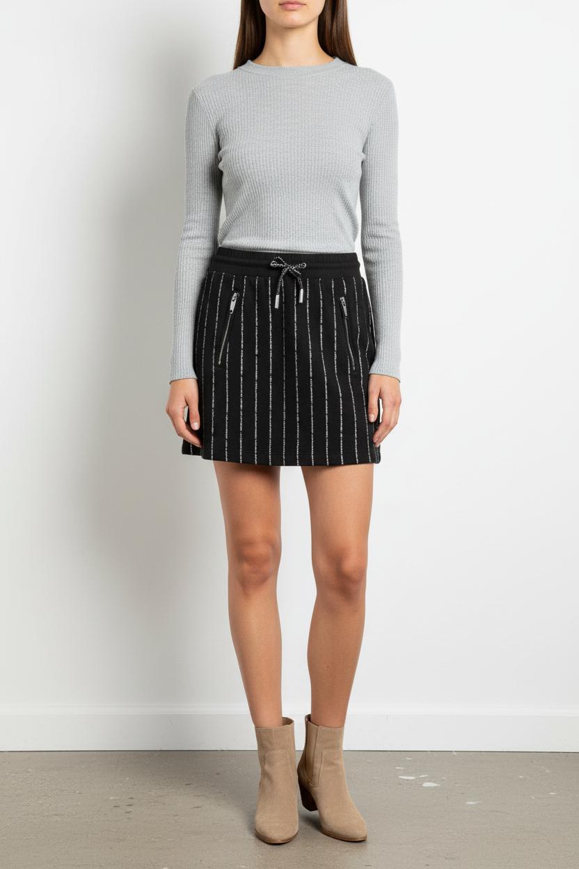 Jupe noire rayée - Taille S/36 de la marque The Kooples | PARAD47030 - Vendu par Paradigme - Image 1