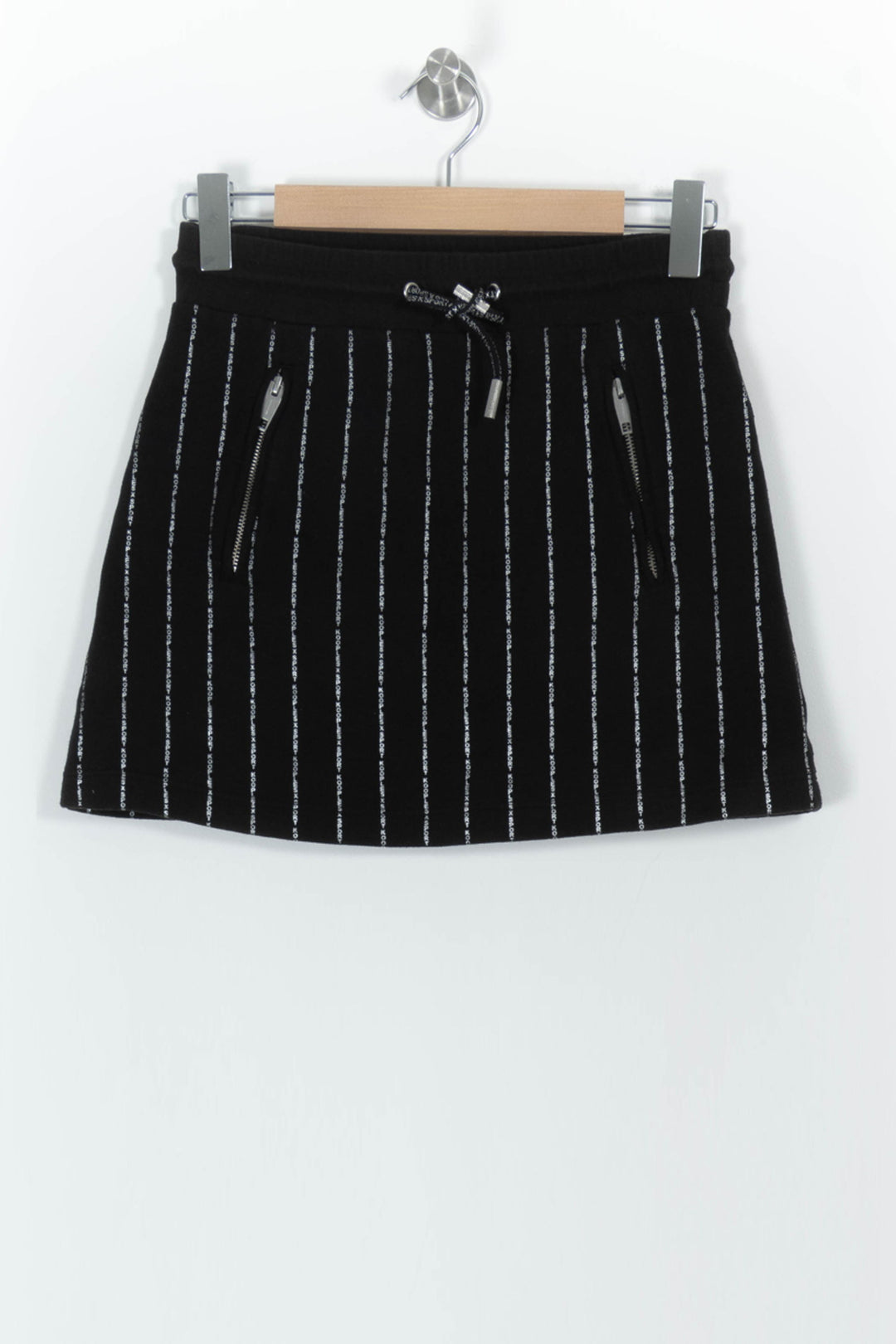 Jupe noire rayée - Taille S/36 de la marque The Kooples | PARAD47030 - Vendu par Paradigme - Image 2