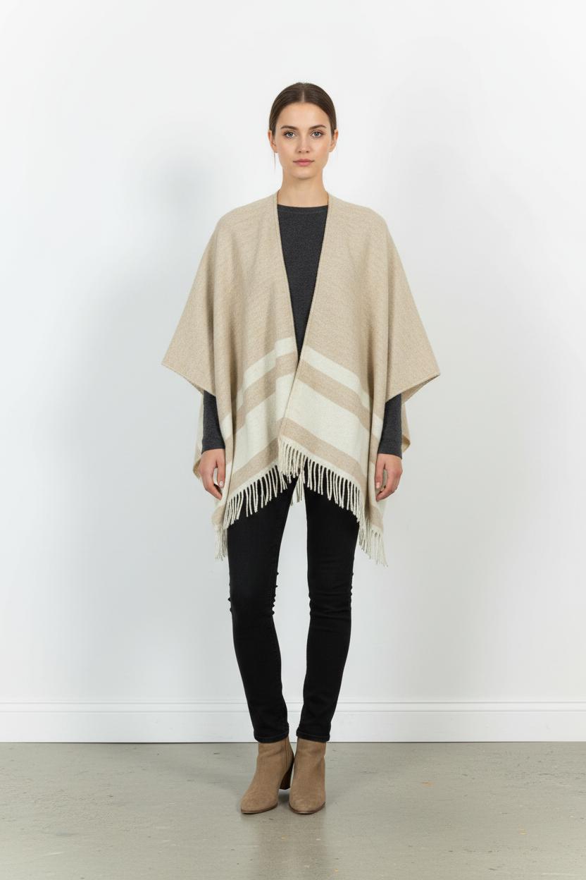 Poncho beige - Taille M/38 de la marque Claudie Pierlot | PARAD47981 - Vendu par Paradigme - Image 1