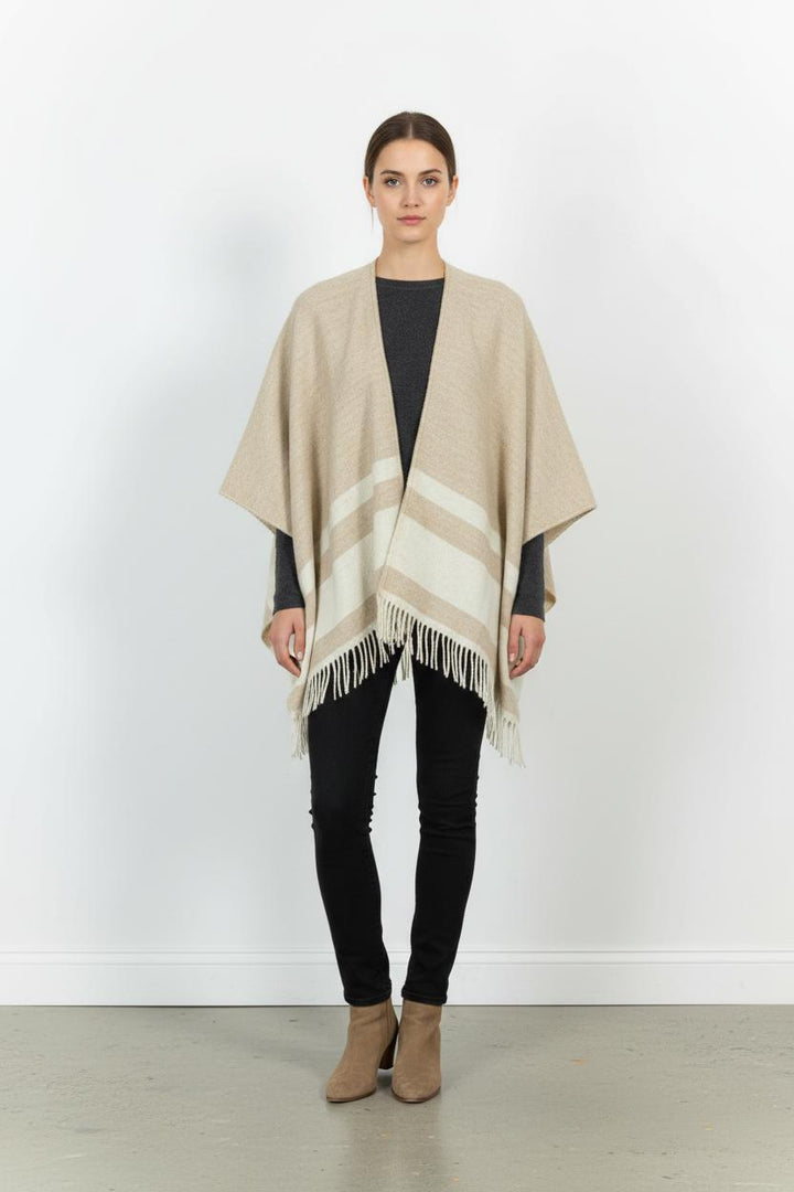 Poncho beige - Taille M/38 de la marque Claudie Pierlot | PARAD47981 - Vendu par Paradigme - Image 1