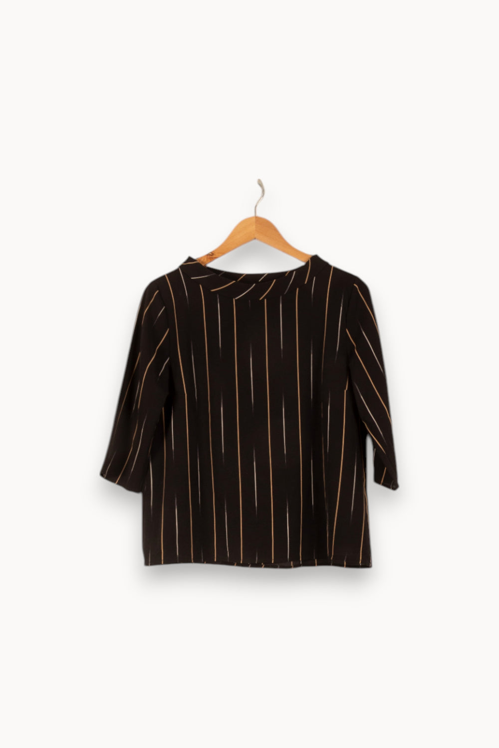 Blouse Noire - Taille S/36 de la marque La Fée Maraboutée | PARAD48330 - Vendu par Paradigme - Image 2