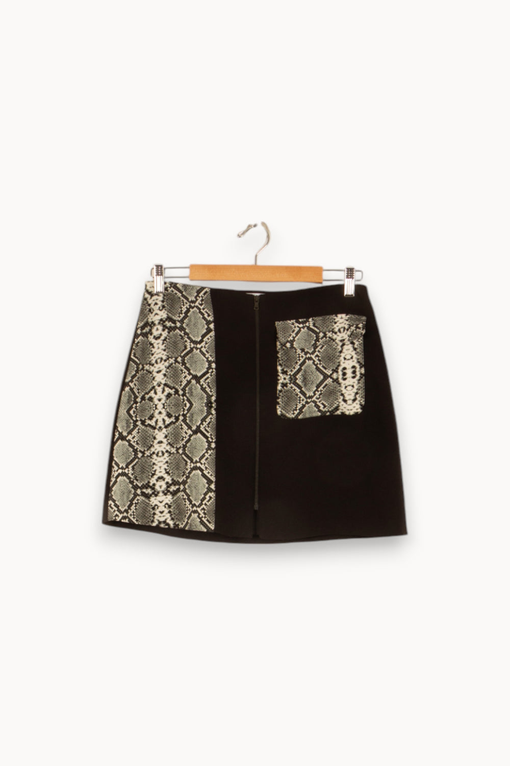 Jupe Courte Noire et Imprimée Python - Taille L/40 de la marque ZAPA | PARAD48494 - Vendu par Paradigme - Image 2