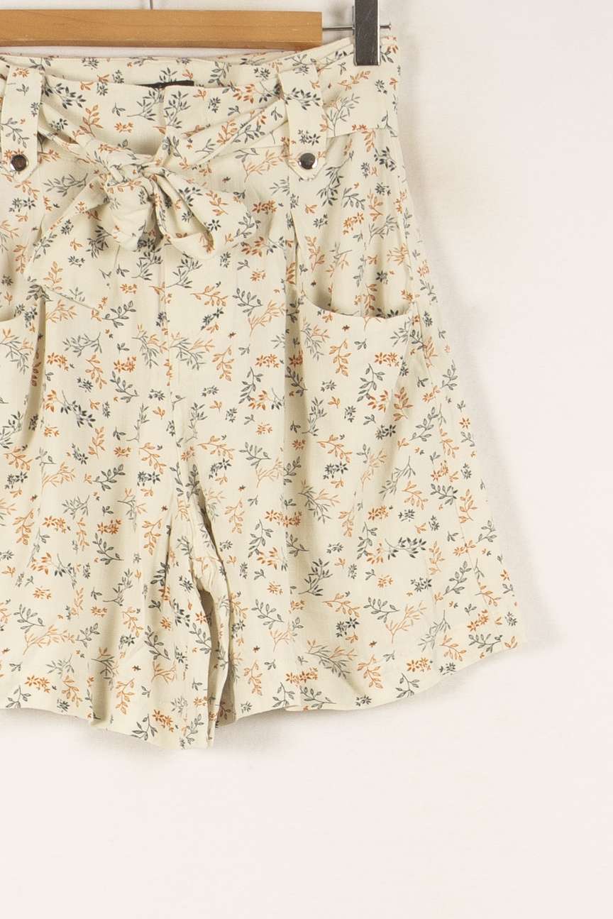 Short Imprimé Blanc - Taille M/38 de la marque One Step | PARAD48991 - Vendu par Paradigme - Image 3