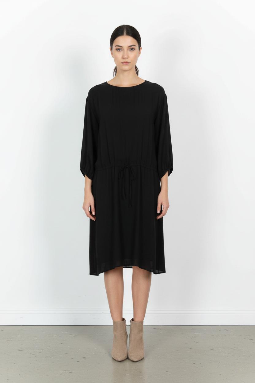 Robe Droite Noire - Taille S/36 de la marque American Vintage | PARAD49129 - Vendu par Paradigme - Image 1
