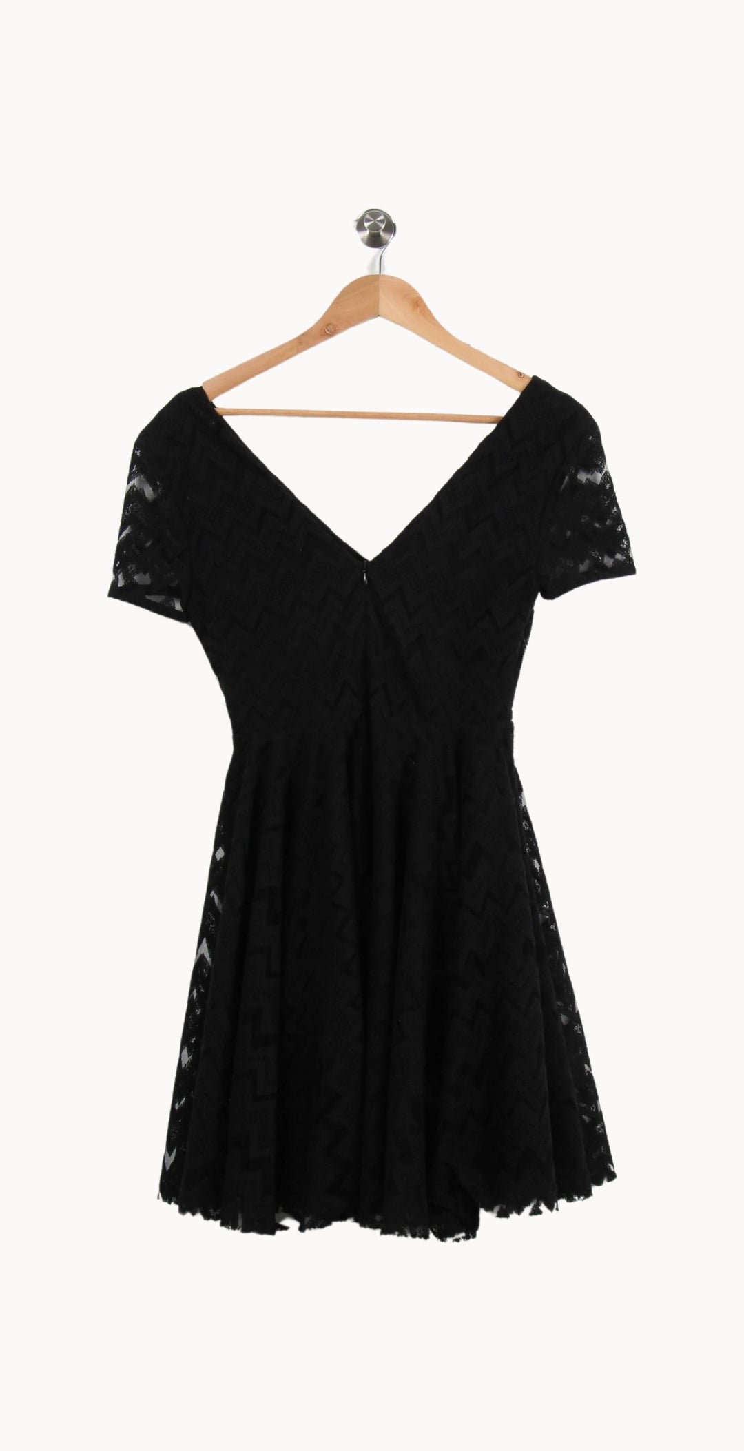 Robe Courte Noire - Taille S/36 de la marque Sandro | PARAD49374 - Vendu par Paradigme - Image 4