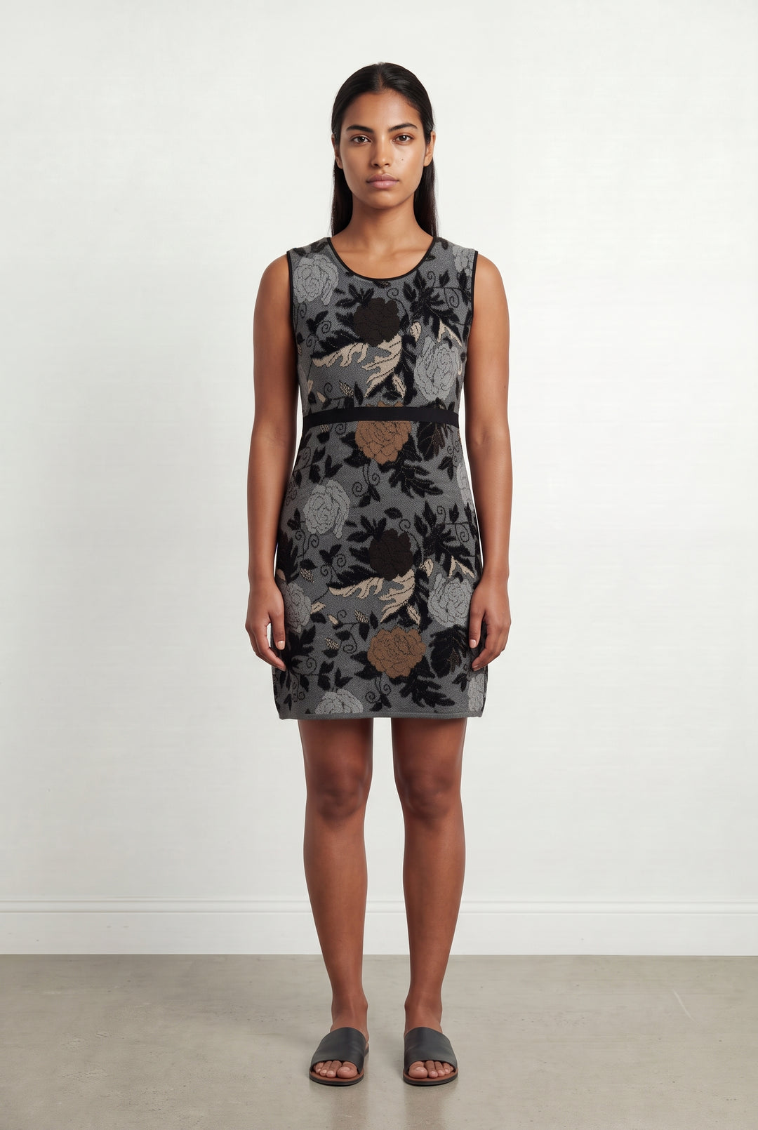 Robe Grise et Noire - Taille L/40 de la marque La Fée Maraboutée | PARAD49519 - Vendu par Paradigme - Image 1