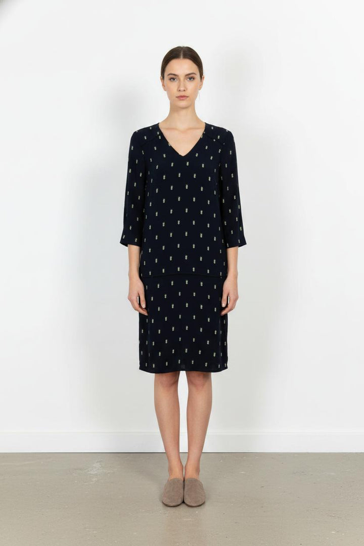 Robe Droite Noire et Blanche - Taille XS/34 de la marque I.Code | PARAD49569 - Vendu par Paradigme - Image 1