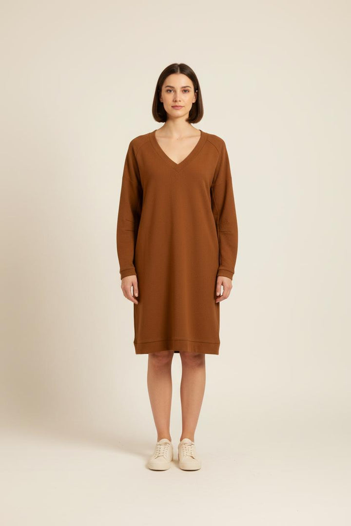 Robe Droite Marron - Taille XL/42 de la marque I.Code | PARAD50137 - Vendu par Paradigme - Image 1