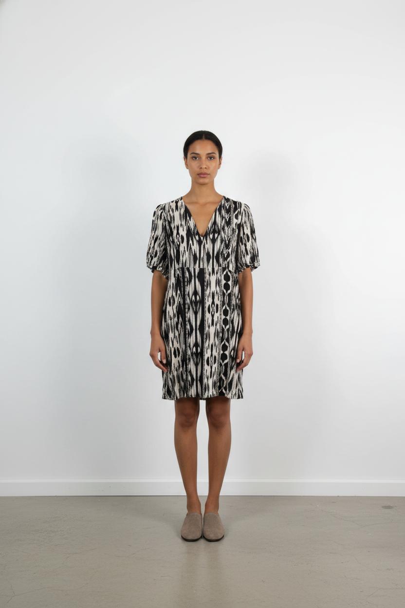 Robe Noire et Blanche - Taille L/40
