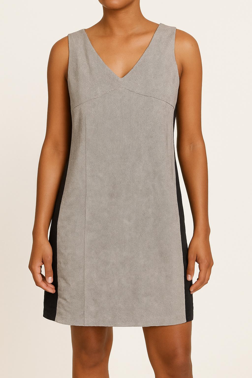 Robe Courte Grise et Noire - Taille M/38 de la marque IKKS | PARAD50540 - Vendu par Paradigme - Image 1