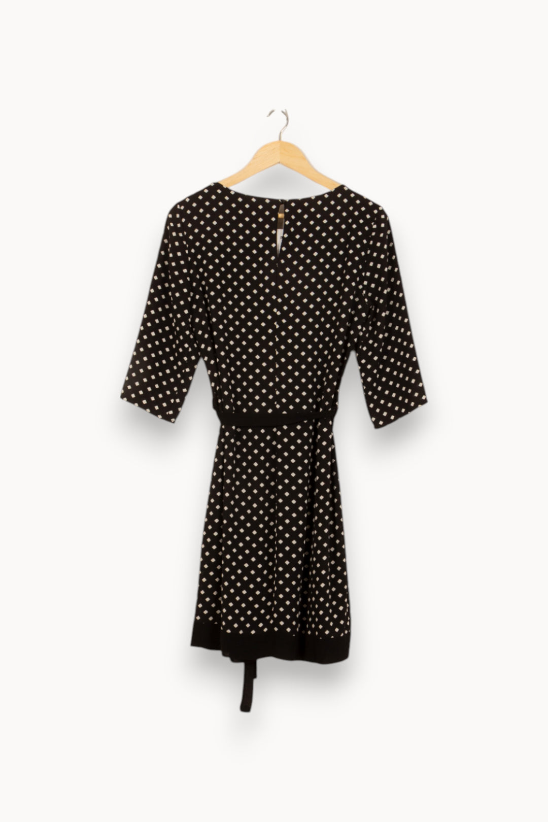 Robe Noire et Blanche - Taille M/38 de la marque La Fée Maraboutée | PARAD50743 - Vendu par Paradigme - Image 4