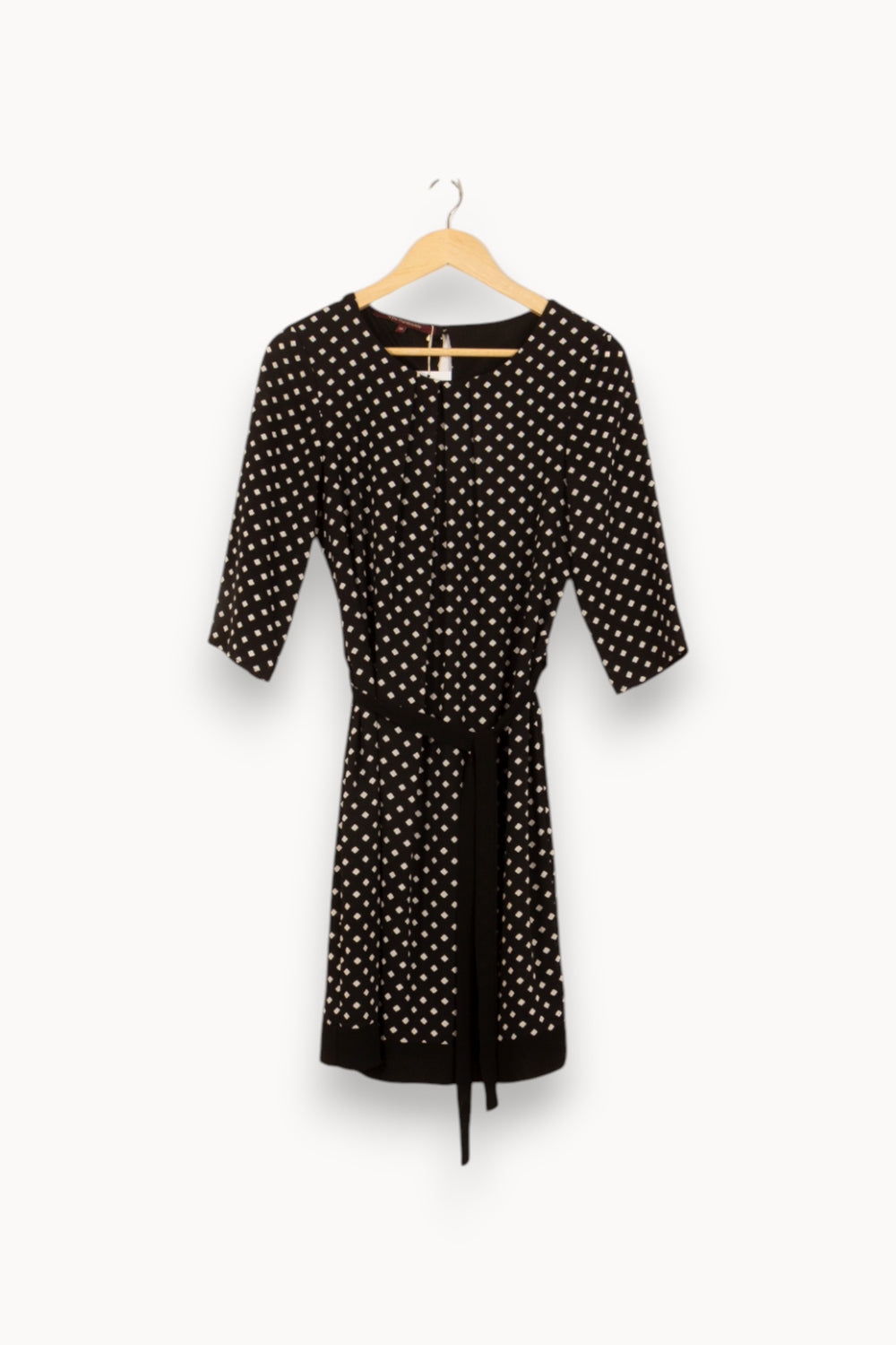 Robe Noire et Blanche - Taille M/38 de la marque La Fée Maraboutée | PARAD50743 - Vendu par Paradigme - Image 2