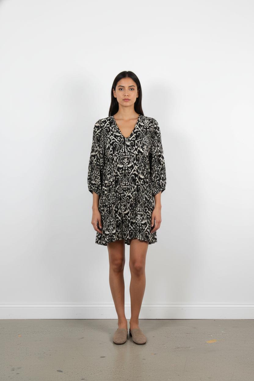 Robe Noire et Blanche - Taille M/38