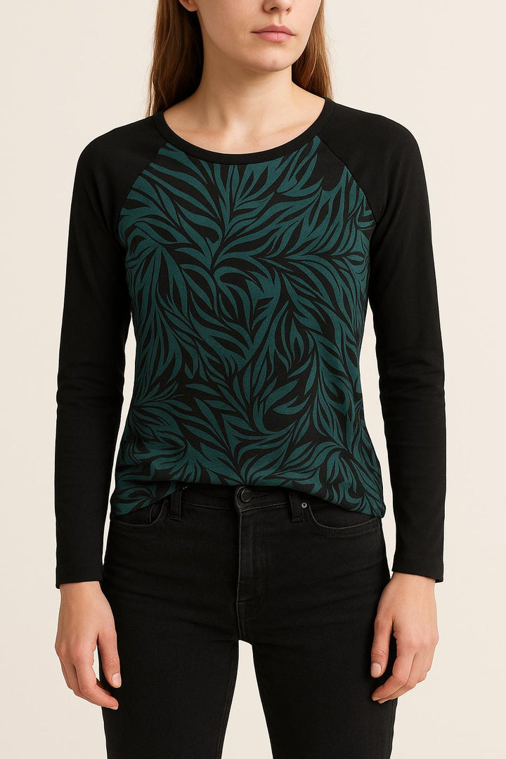 Sweatshirt Noir et Vert - Taille XS/34 de la marque La Fée Maraboutée | PARAD51285 - Vendu par Paradigme - Image 1
