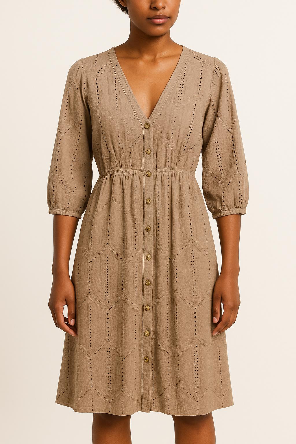 Robe Brodée Beige - Taille S/36 de la marque Opullence | PARAD51393 - Vendu par Paradigme - Image 1