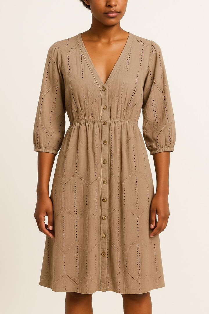 Robe Brodée Beige - Taille S/36 de la marque Opullence | PARAD51393 - Vendu par Paradigme - Image 1