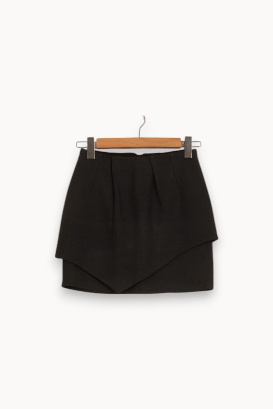 Jupe Courte Noire - Taille S/36 de la marque The Kooples | PARAD51573 - Vendu par Paradigme - Image 2