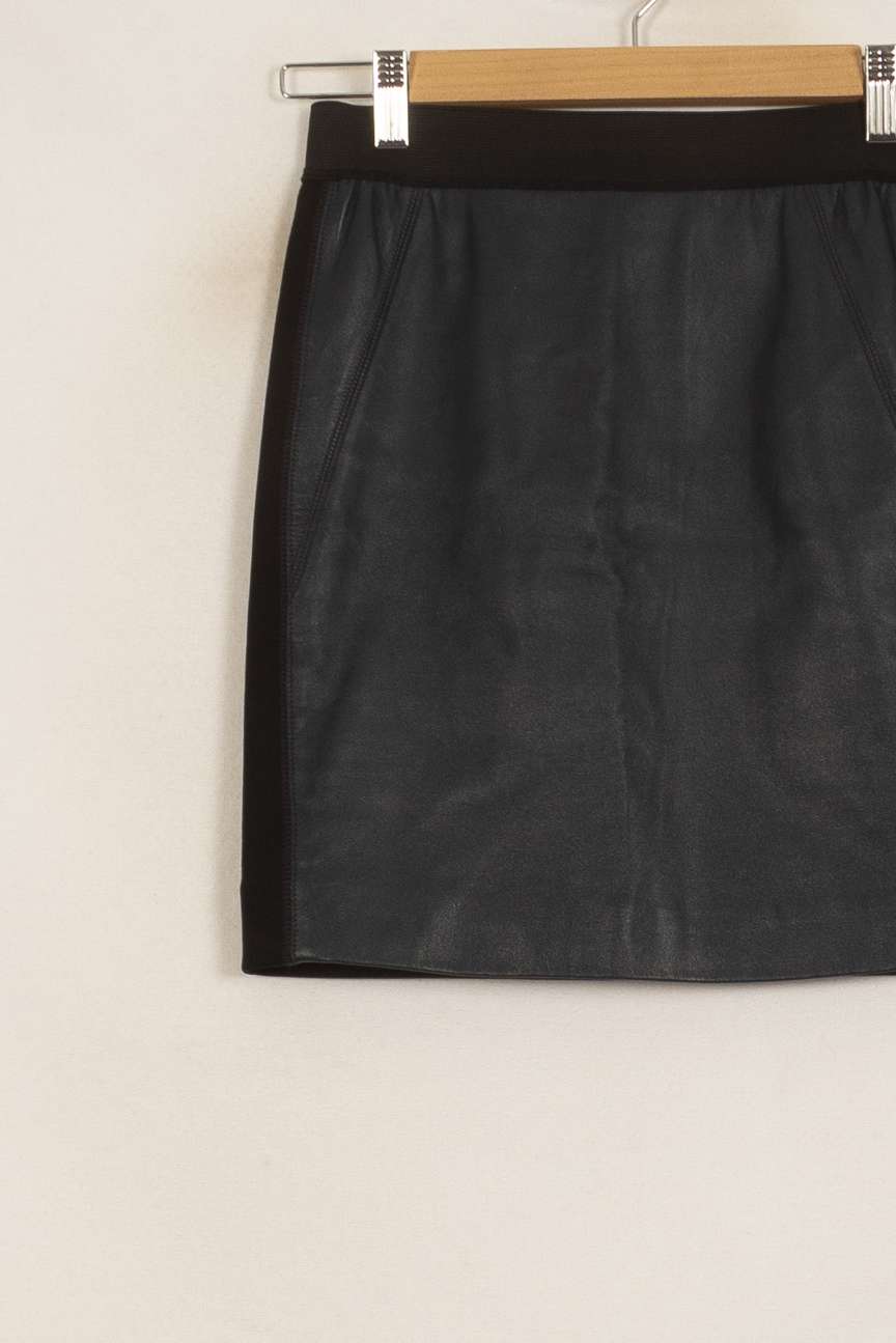 Jupe Courte Noire - Taille S/36 de la marque Sandro | PARAD51686 - Vendu par Paradigme - Image 3