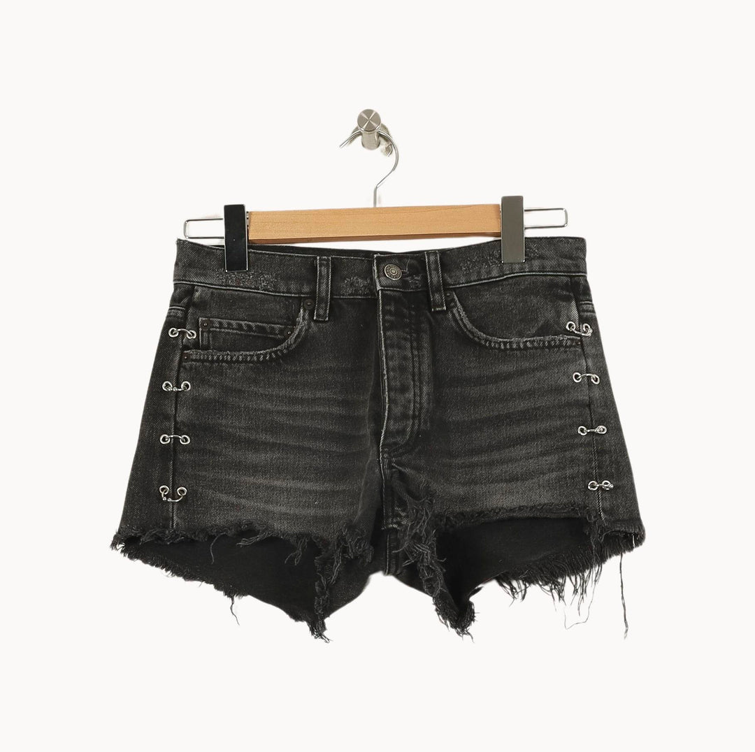 Short en Jean Noir - Taille S/36 de la marque The Kooples | PARAD52005 - Vendu par Paradigme - Image 2