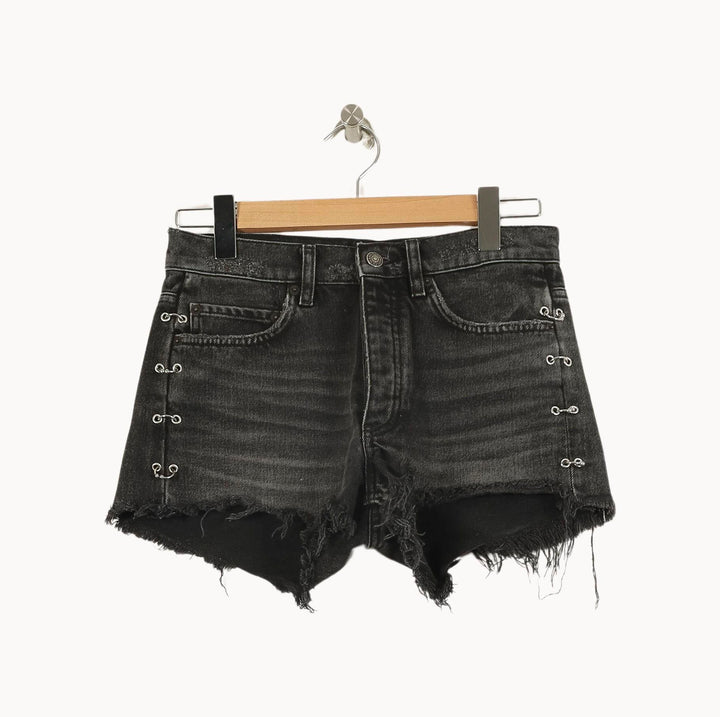 Short en Jean Noir - Taille S/36 de la marque The Kooples | PARAD52005 - Vendu par Paradigme - Image 2