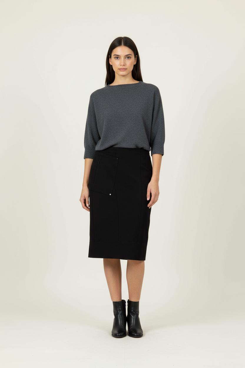 Jupe Droite Noire - Taille XXL/44 de la marque Marina Rinaldi | PARAD52240 - Vendu par Paradigme - Image 1
