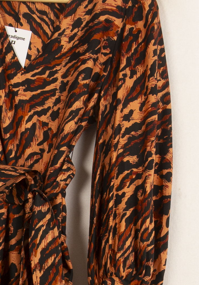 Robe portefeuille orange et noire - Taille L/40 de la marque Sandro | PARAD52507 - Vendu par Paradigme - Image 3