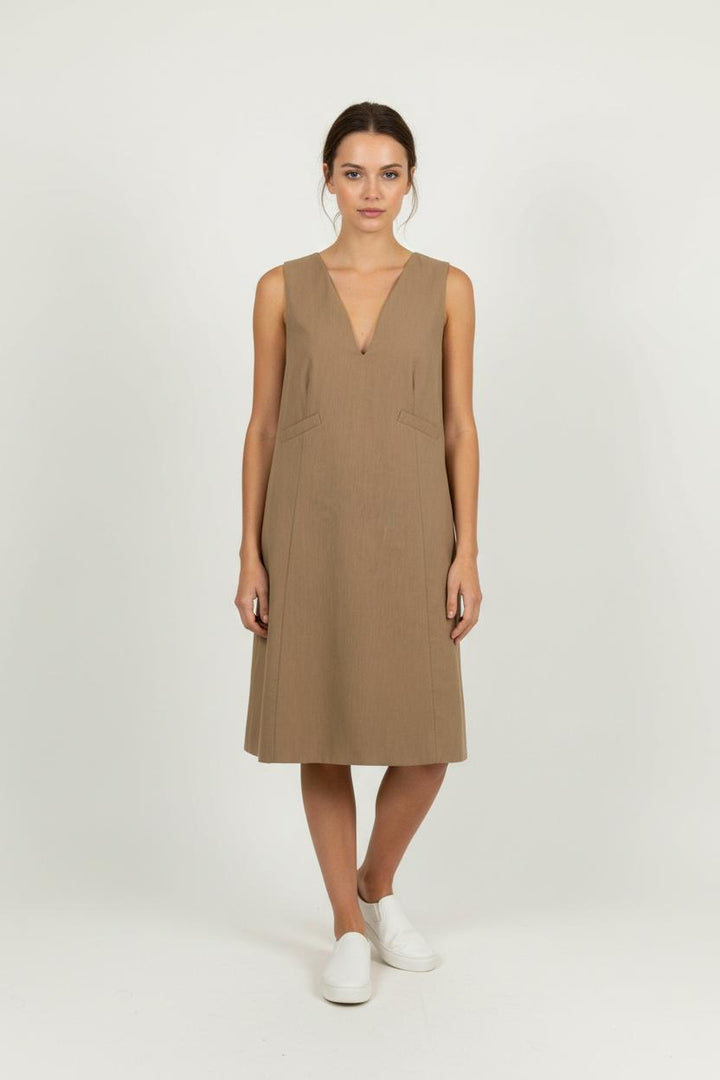 Robe Sans Manches Marron - Taille XL/42 de la marque Tara Jarmon | PARAD52657 - Vendu par Paradigme - Image 1