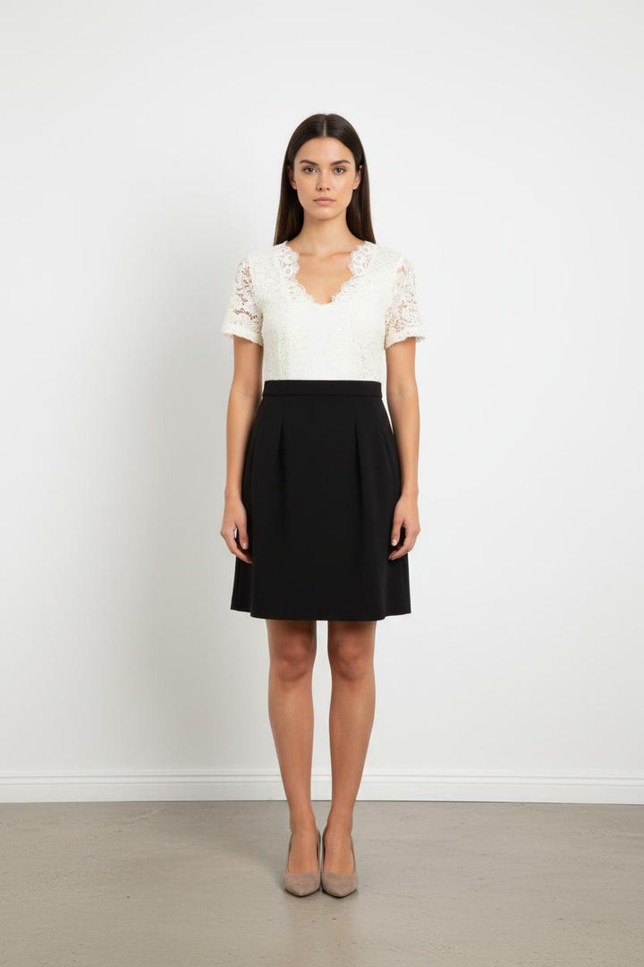 Robe Courte Blanche et Noire - Taille S/36