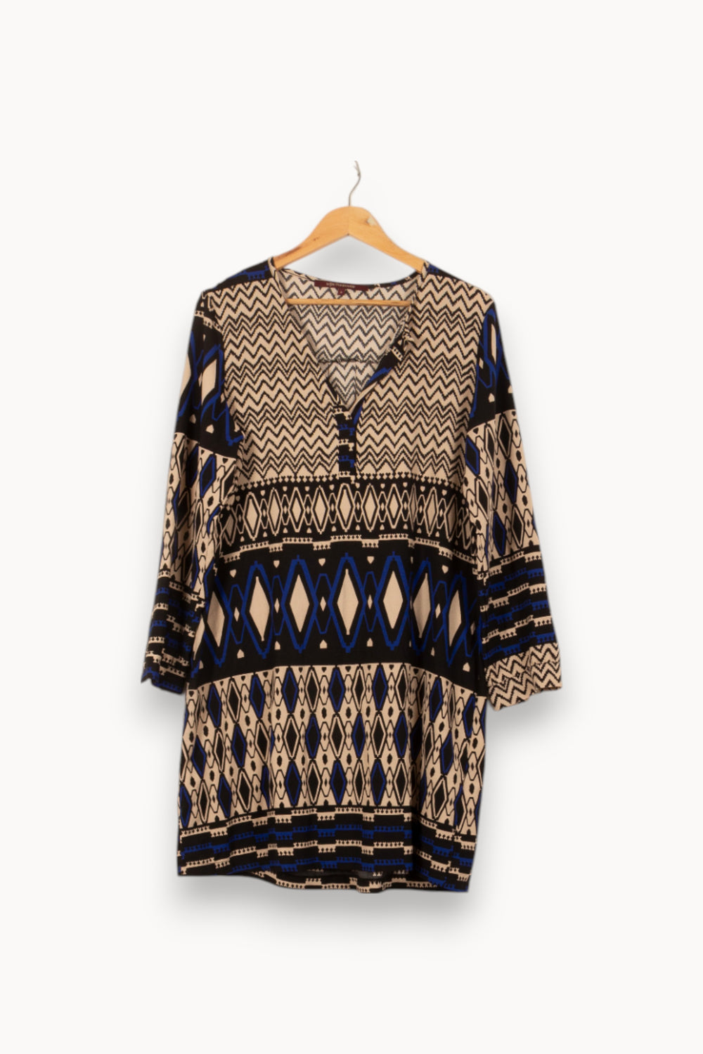 Robe Noire et Beige - Taille L/40 de la marque La Fée Maraboutée | PARAD53791 - Vendu par Paradigme - Image 2