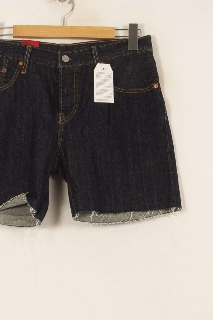 Short en Jean Bleu - Taille M/38 de la marque Levi's | PARAD53814 - Vendu par Paradigme - Image 3