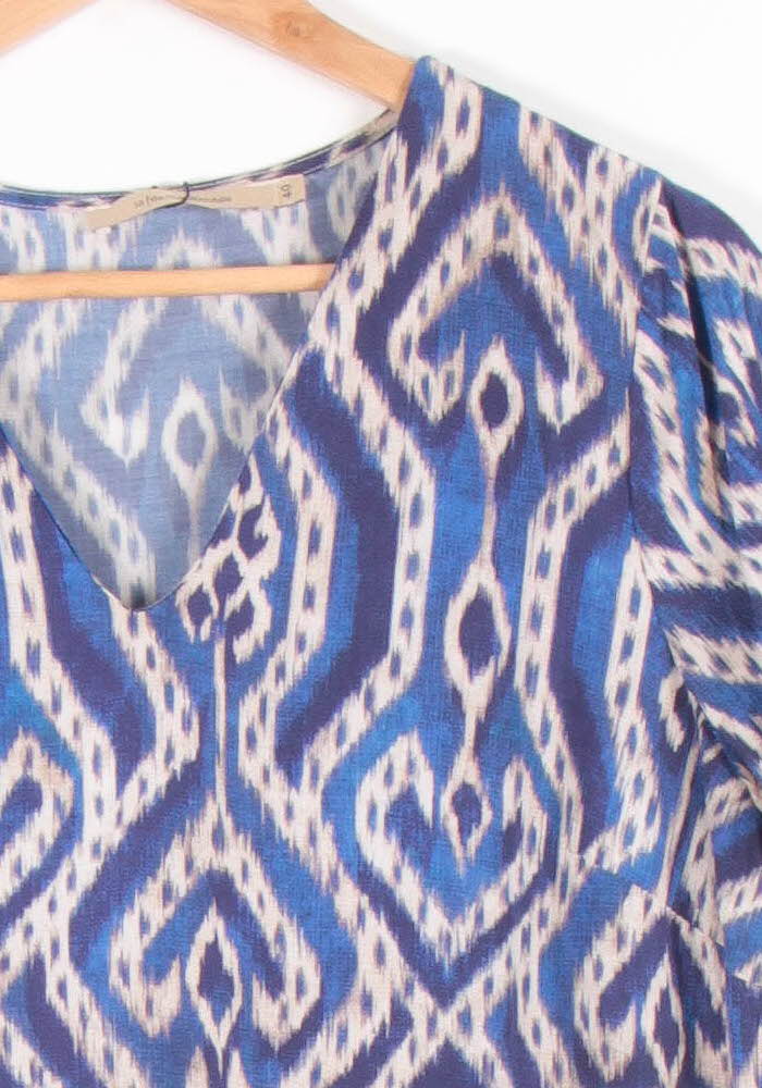 Robe Bleu et Blanche - Taille L/40 de la marque La Fée Maraboutée | PARAD54580 - Vendu par Paradigme - Image 3