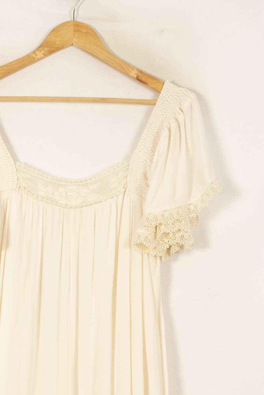 Robe Blanche - Taille M/38 de la marque Louise Misha | PARAD55010 - Vendu par Paradigme - Image 3