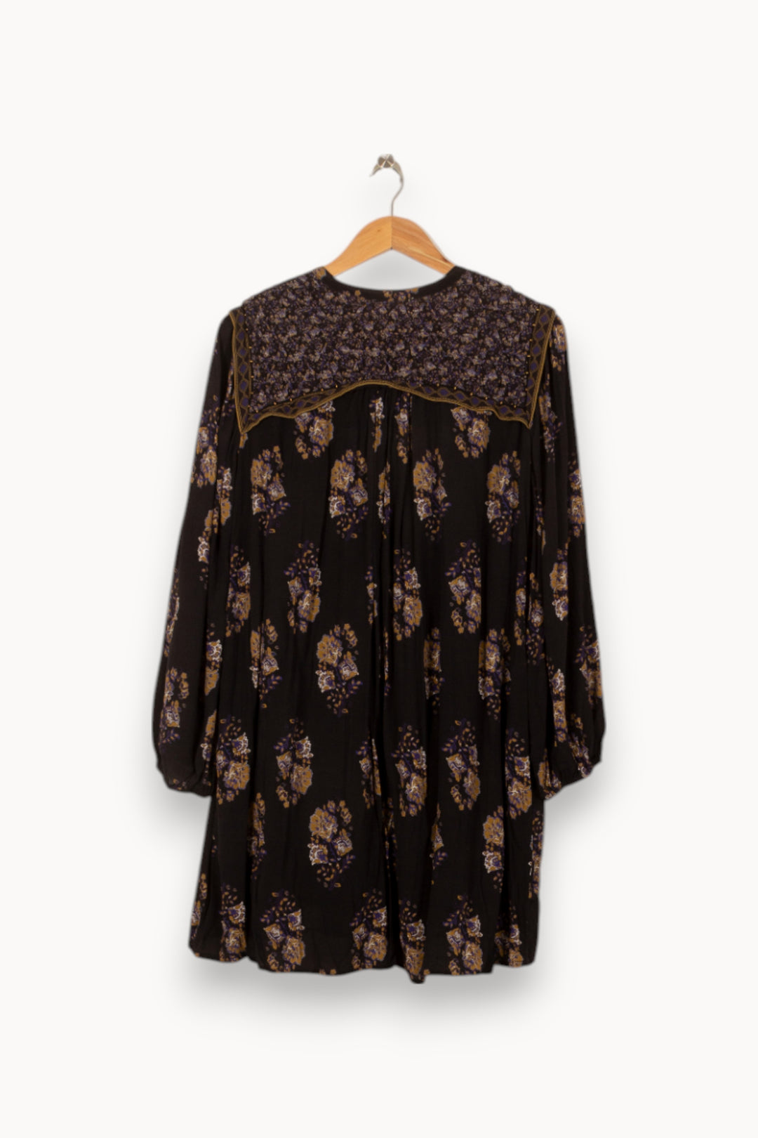 Robe Courte Noire et Beige - Taille S/36 de la marque Louise Misha | PARAD55020 - Vendu par Paradigme - Image 4