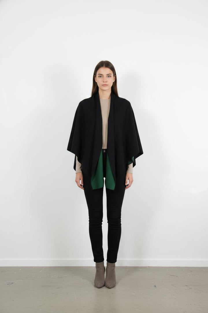 Poncho Noir et Vert - Taille T.U.