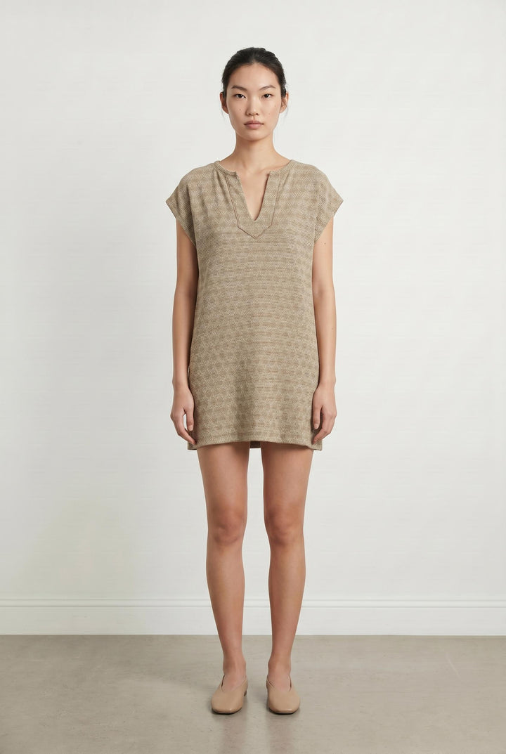 Robe Droite Beige - Taille M/38 de la marque Humility | PARAD55283 - Vendu par Paradigme - Image 1