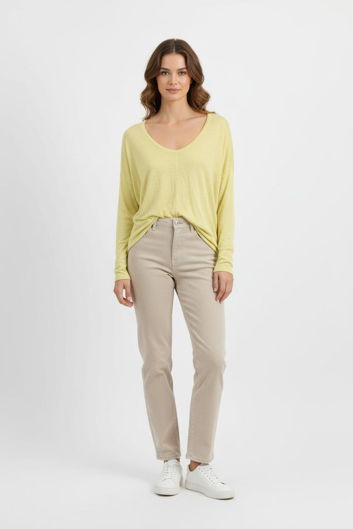 Pull Col Rond Jaune - Taille M/38 de la marque Maison Montagut | PARAD55289 - Vendu par Paradigme - Image 1