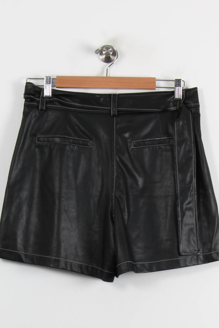 Short en Similicuir Noir - Taille L/40 de la marque Liu Jo | PARAD55663 - Vendu par Paradigme - Image 4