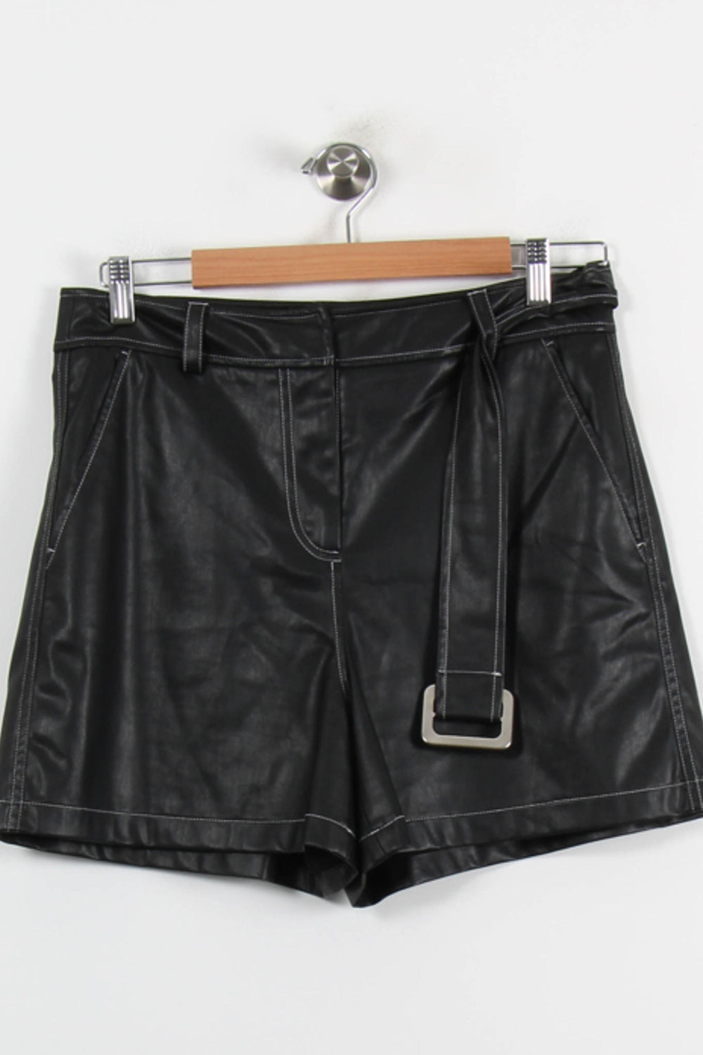 Short en Similicuir Noir - Taille L/40 de la marque Liu Jo | PARAD55663 - Vendu par Paradigme - Image 2