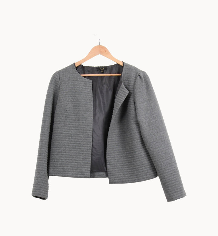 Veste Courte Grise - Taille L/40 de la marque Maison 123 | PARAD55675 - Vendu par Paradigme - Image 2