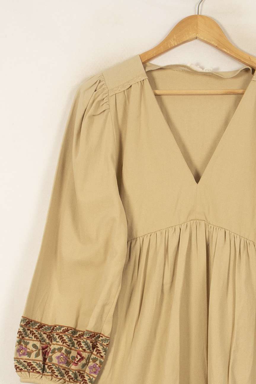 Robe Longue Beige et Rouge - Taille S/36 de la marque Louise Misha | PARAD55978 - Vendu par Paradigme - Image 3
